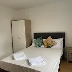 2Bed Spacious Apartment - 15Min To Canary Wharf O2 Excel Central London