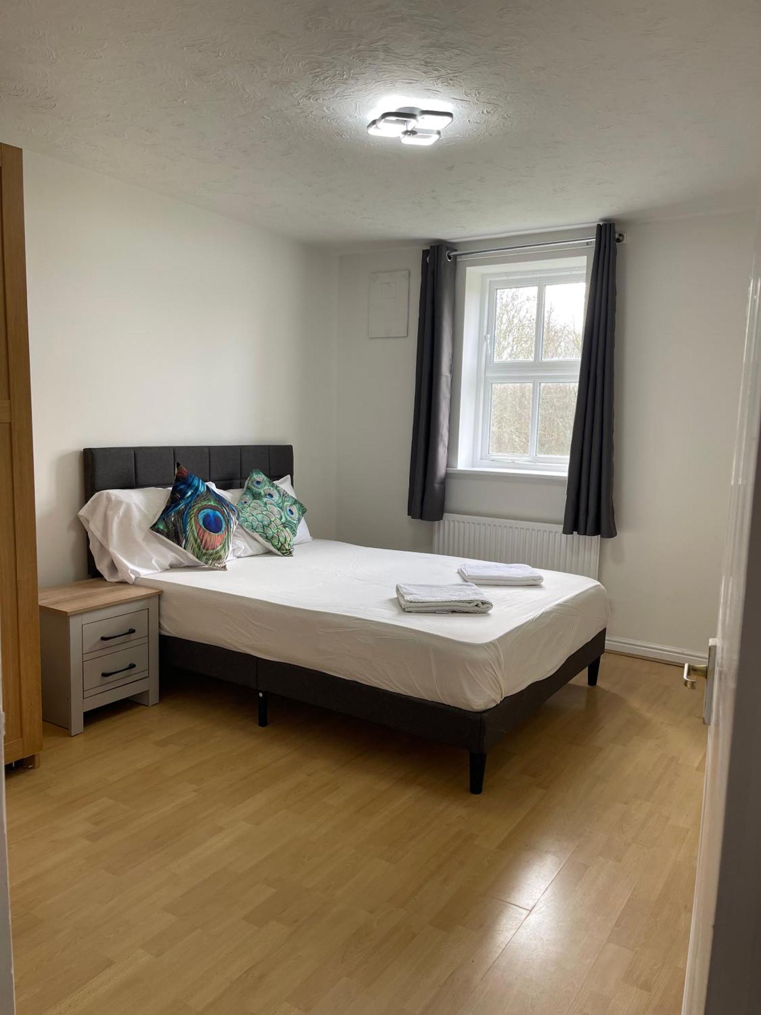 Apartment 2bed Spacious - 15min To Canary Wharf O2 Excel
