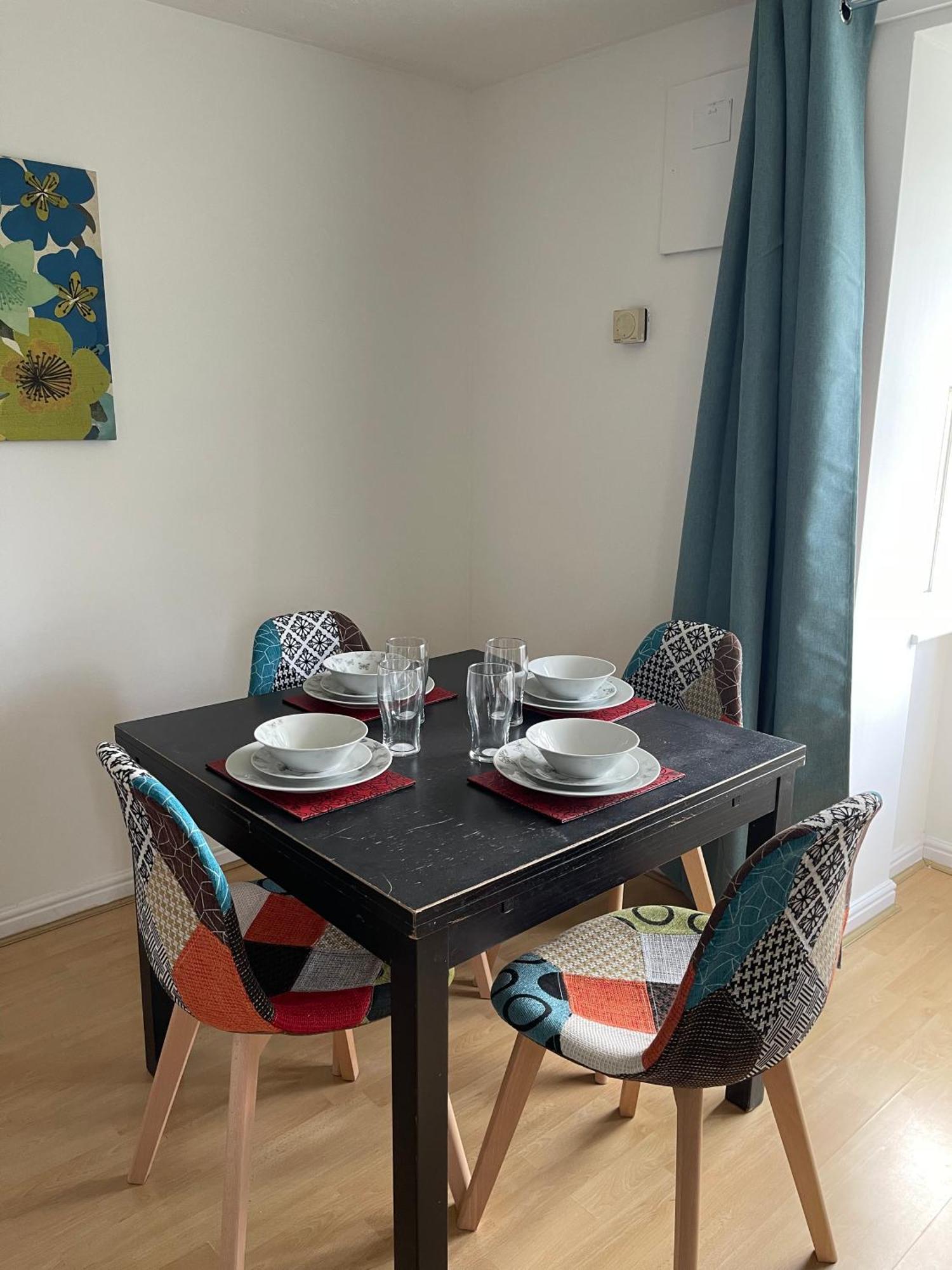 2bed Spacious - 15min To Canary Wharf O2 Excel *